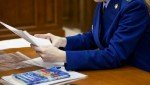 По постановлению прокурора чиновница привлечена к административной ответственности за несвоевременный ответ гражданину